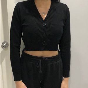 Yesstyle Cropped Black Bottom-Up Cardigan Size:XS